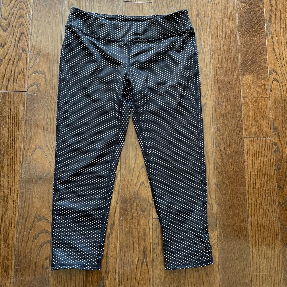 Girls sz 14-16 yoga pants by Zella. New without tags!